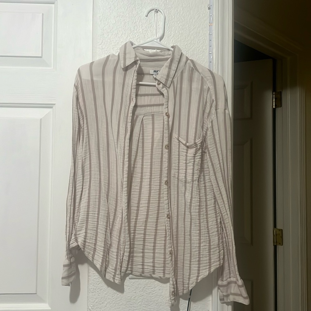 Tilly’s Cream Button Up